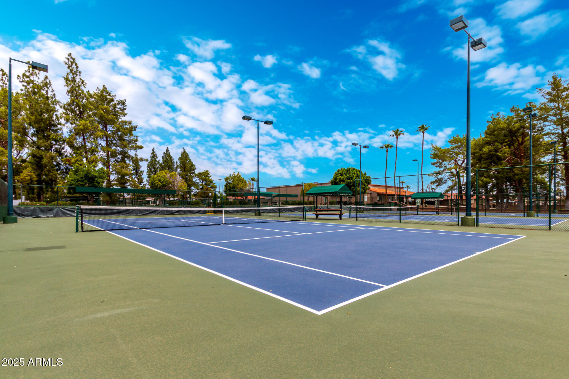 111 South Greenfield Road, Unit 480 Mesa, AZ 85206 - Photo 29 of 29 a view of a tennis court