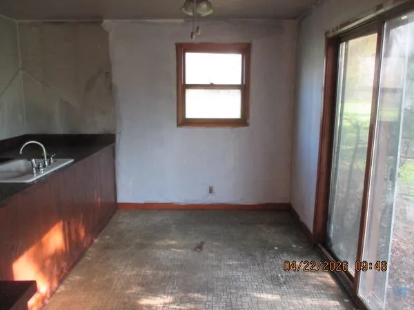 $124,900 | 02045 County Road 681, Grand Junction, MI 49056