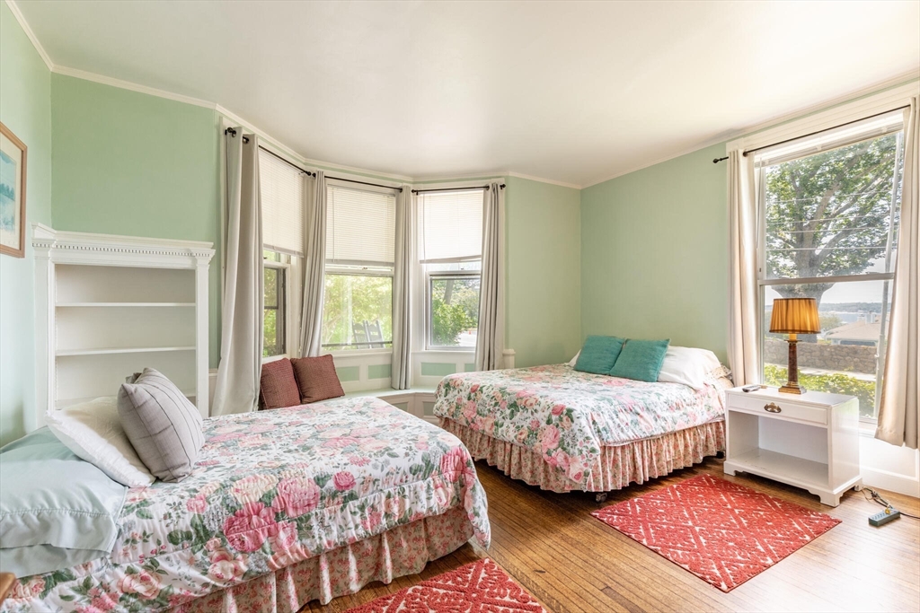 28 Eastern Point Road Gloucester, MA 01930 - Photo 12 of 38