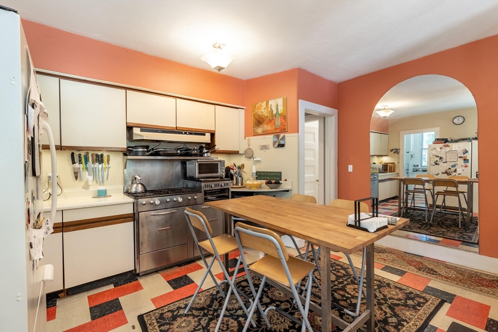 28 Eastern Point Road Gloucester, MA 01930 - Photo 31 of 38