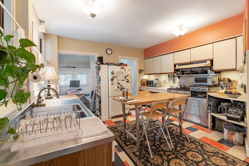 28 Eastern Point Road Gloucester, MA 01930 - Photo 32 of 38