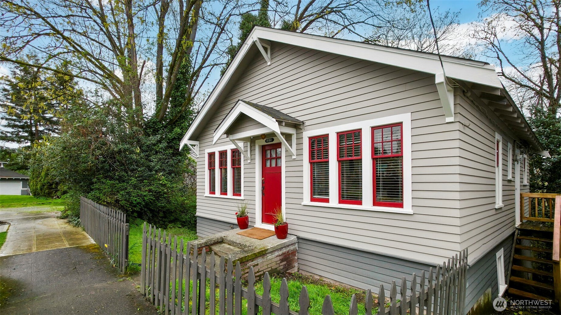 1815 29th Avenue South Seattle, WA 98144 - Photo 25 of 25 a view of outdoor space yard and front view of a house