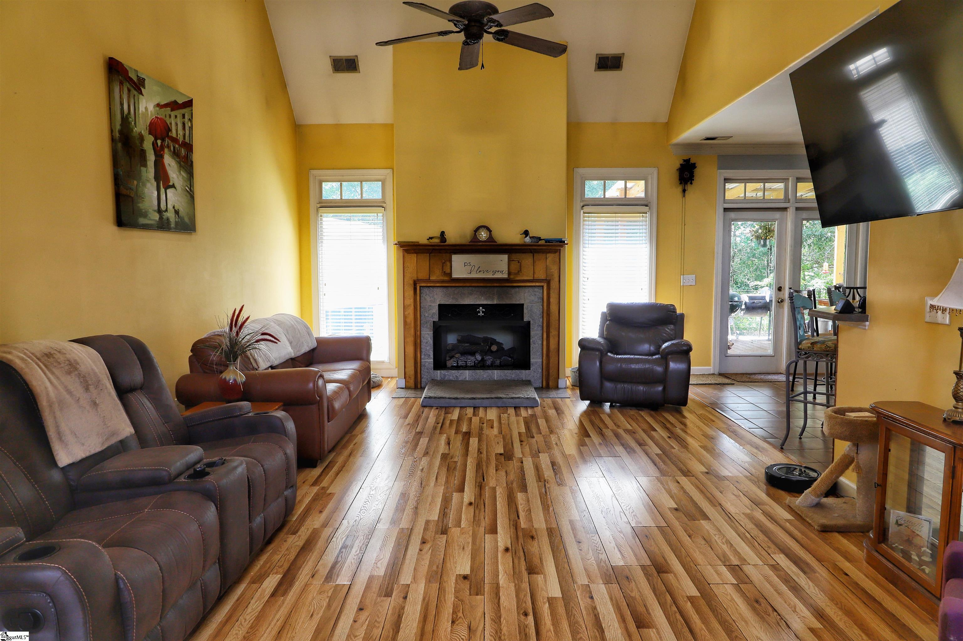 4 Rabon Chase Court Fountain Inn, SC 29644 - Photo 3 of 20 Gallery Image 3