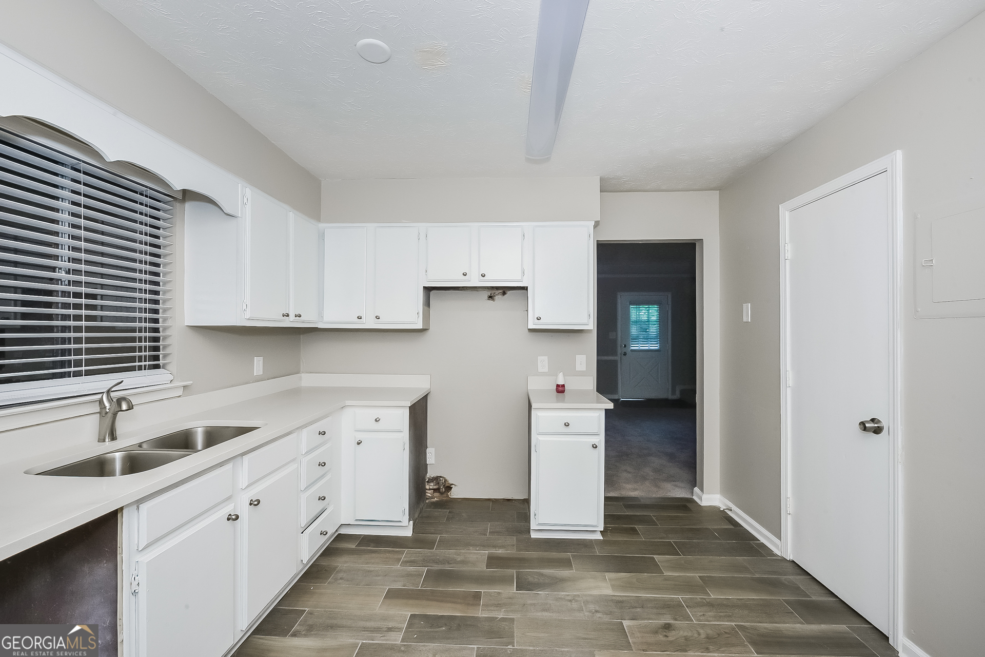 144 Fairview Drive Stockbridge, GA 30281 - Photo 4 of 17