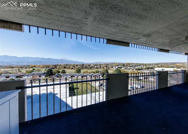 $160,000 | 411 Lakewood Circle, Unit A706, Colorado Springs, CO 80910