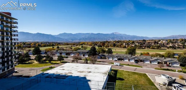 $160,000 | 411 Lakewood Circle, Unit A706, Colorado Springs, CO 80910