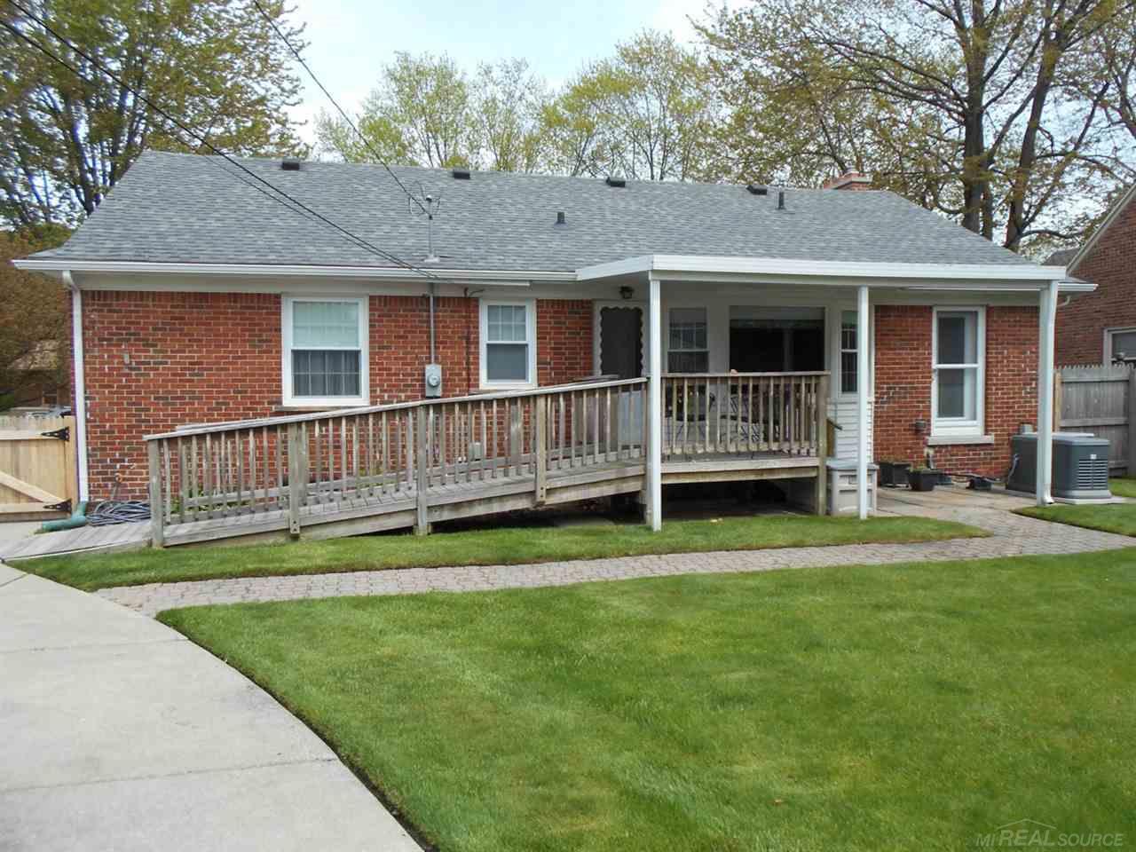 643 Barrington Road Grosse Pointe Park, MI 48230 - Photo 30 of 30