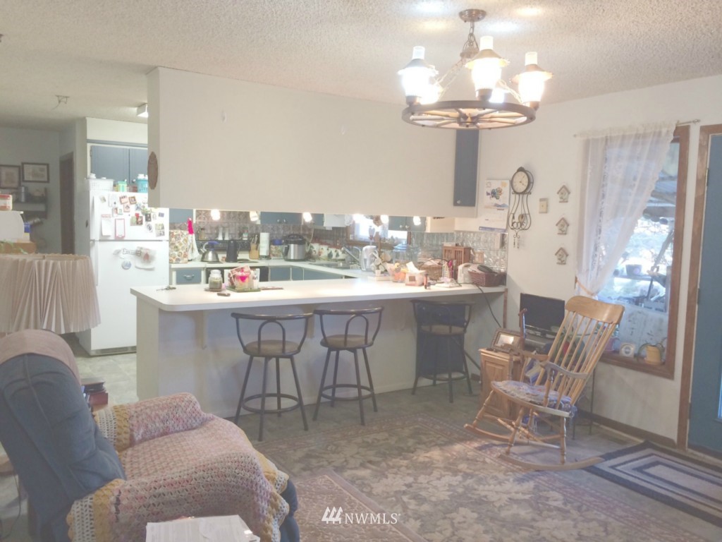 731 South Ridgeview Loop Othello, WA 99344 - Photo 2 of 14