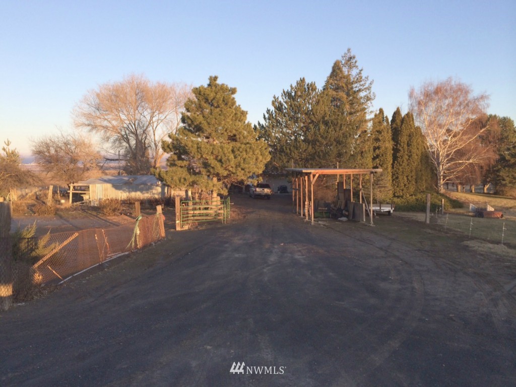 731 South Ridgeview Loop Othello, WA 99344 - Photo 11 of 14