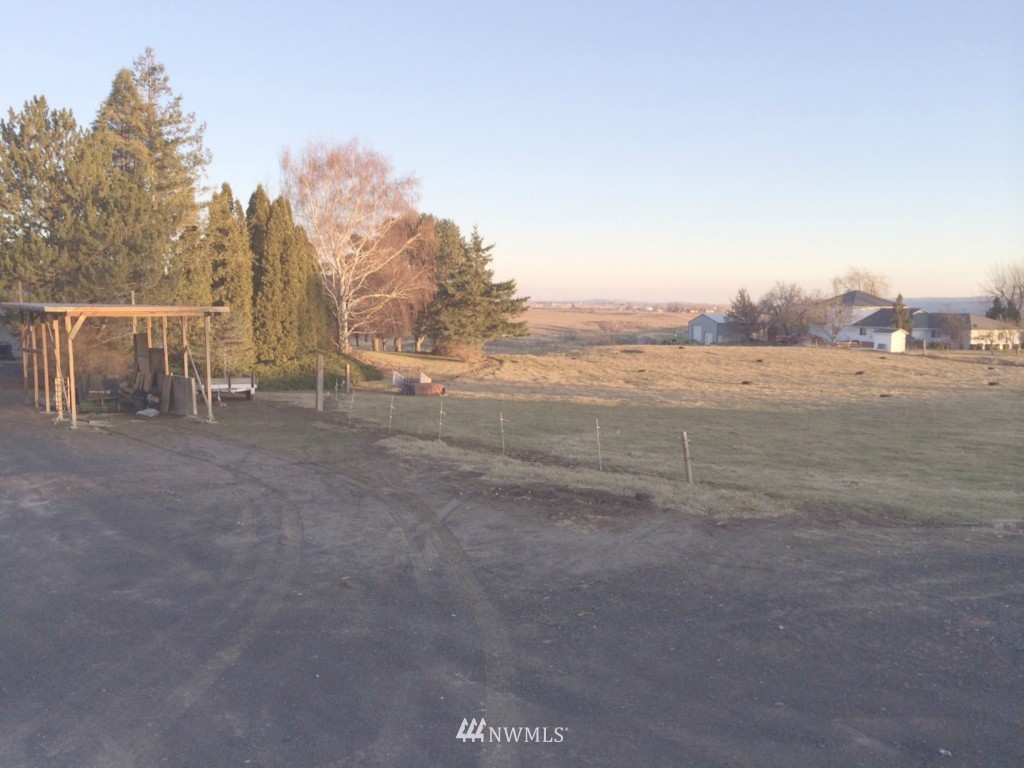 731 South Ridgeview Loop Othello, WA 99344 - Photo 12 of 14