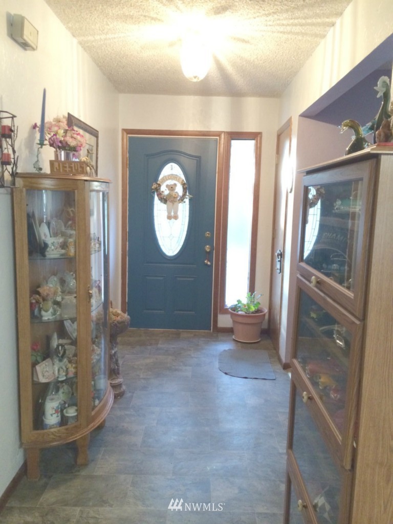 731 South Ridgeview Loop Othello, WA 99344 - Photo 10 of 14