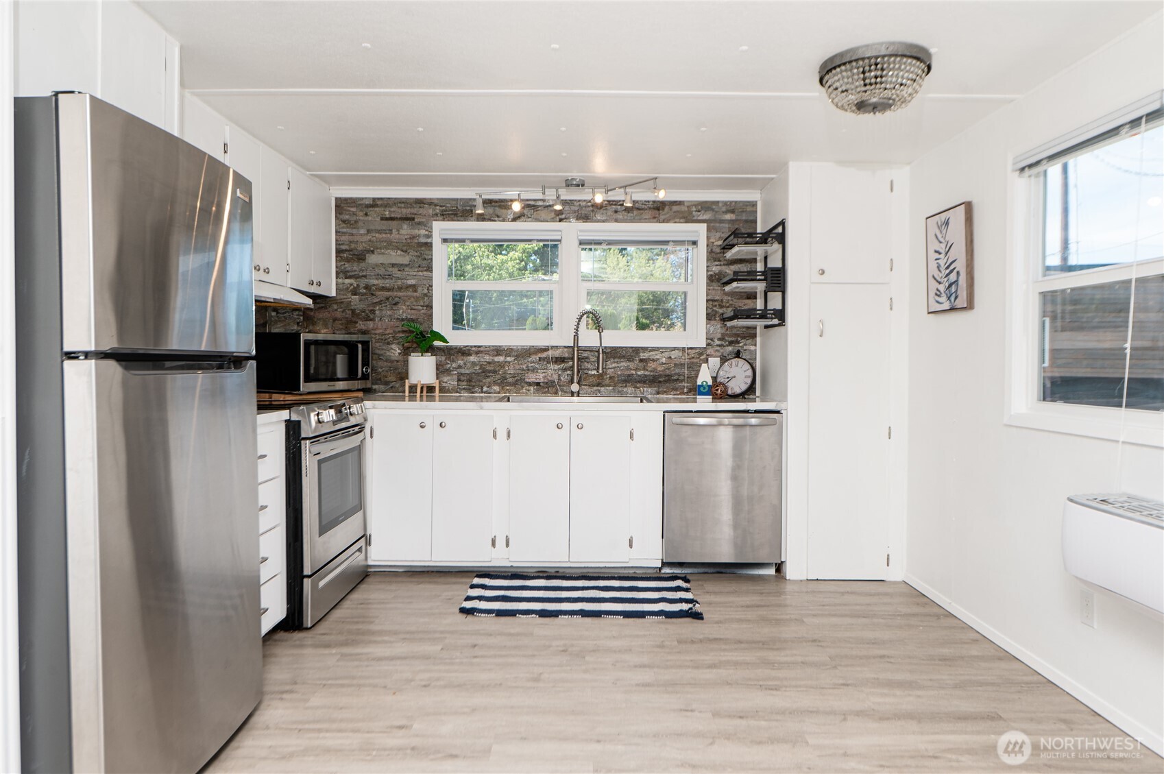 2500 Samish Way, Unit 13 Bellingham, WA 98229 - Photo 8 of 23