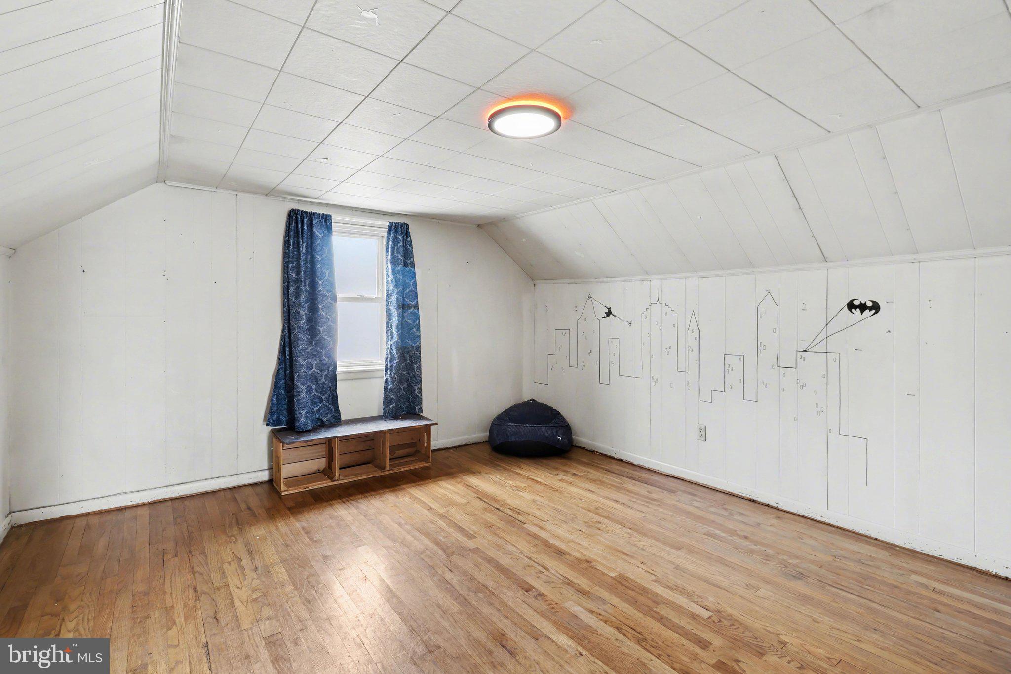 609 North Franklin Street Pottstown, PA 19464 - Photo 23 of 41 a view of room with wooden floor