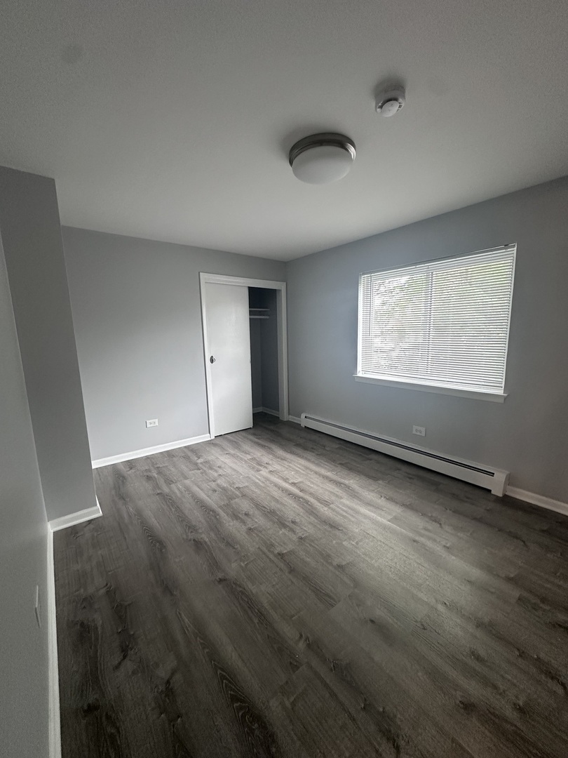 8805 Dee Road, Unit GN Des Plaines, IL 60016 - Photo 6 of 7