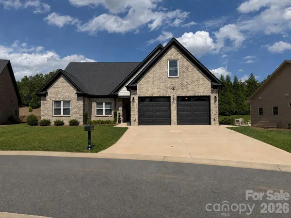 $689,900 | 4282 Holly Circle Northeast, Conover, NC 28613
