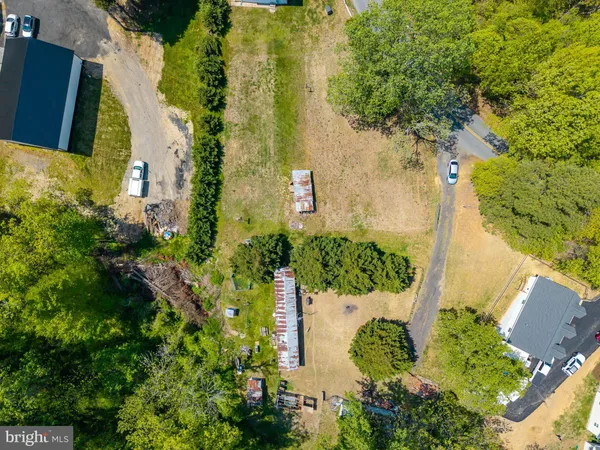 $300,000 | 735 Claggett Road, Sunderland, MD 20689