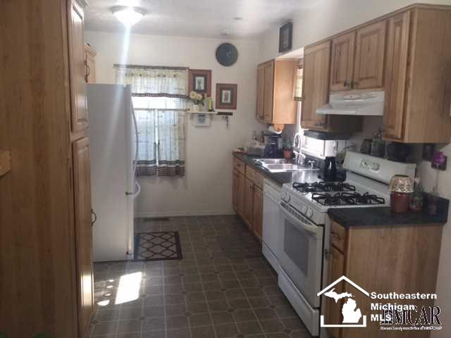 15471 Keegan Road Monroe, MI 48161 - Photo 2 of 13