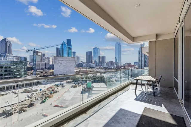 a picture of city view