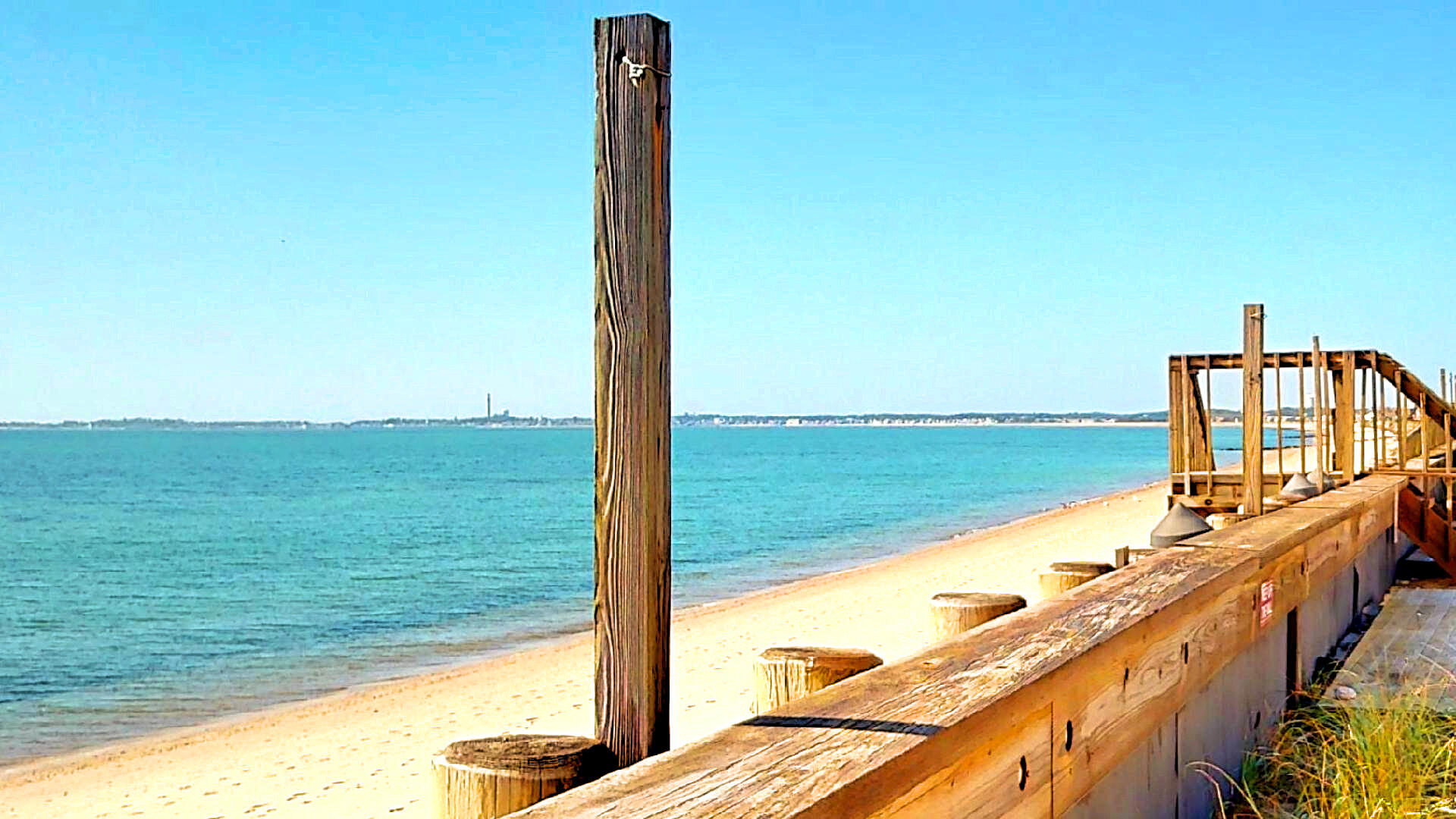 334 Shore Road, Unit 11 Truro, MA 02666 - Photo 23 of 26 a view of lake and mountain