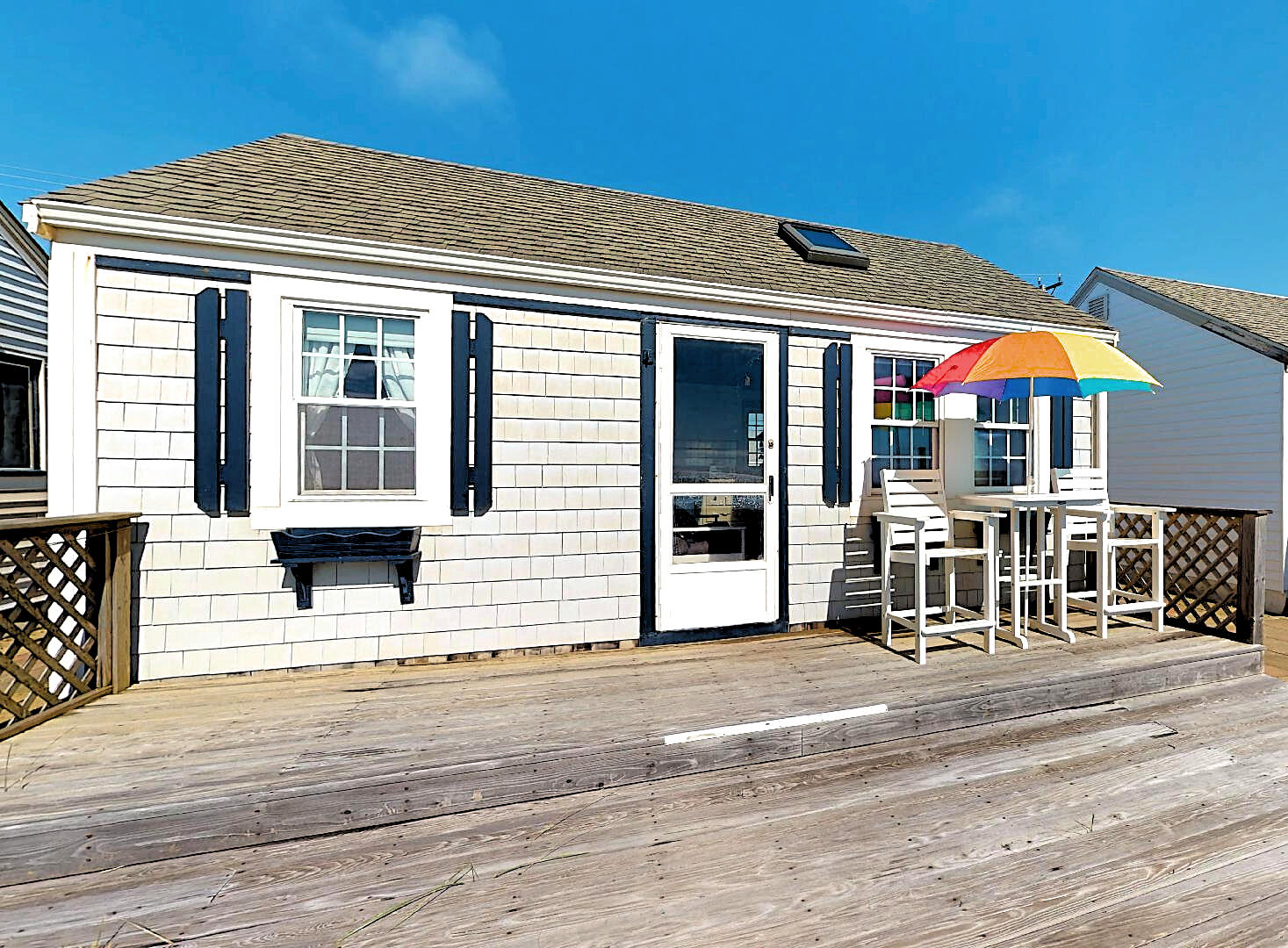 334 Shore Road, Unit 11 Truro, MA 02666 - Photo 25 of 26 a view of a building with sitting area