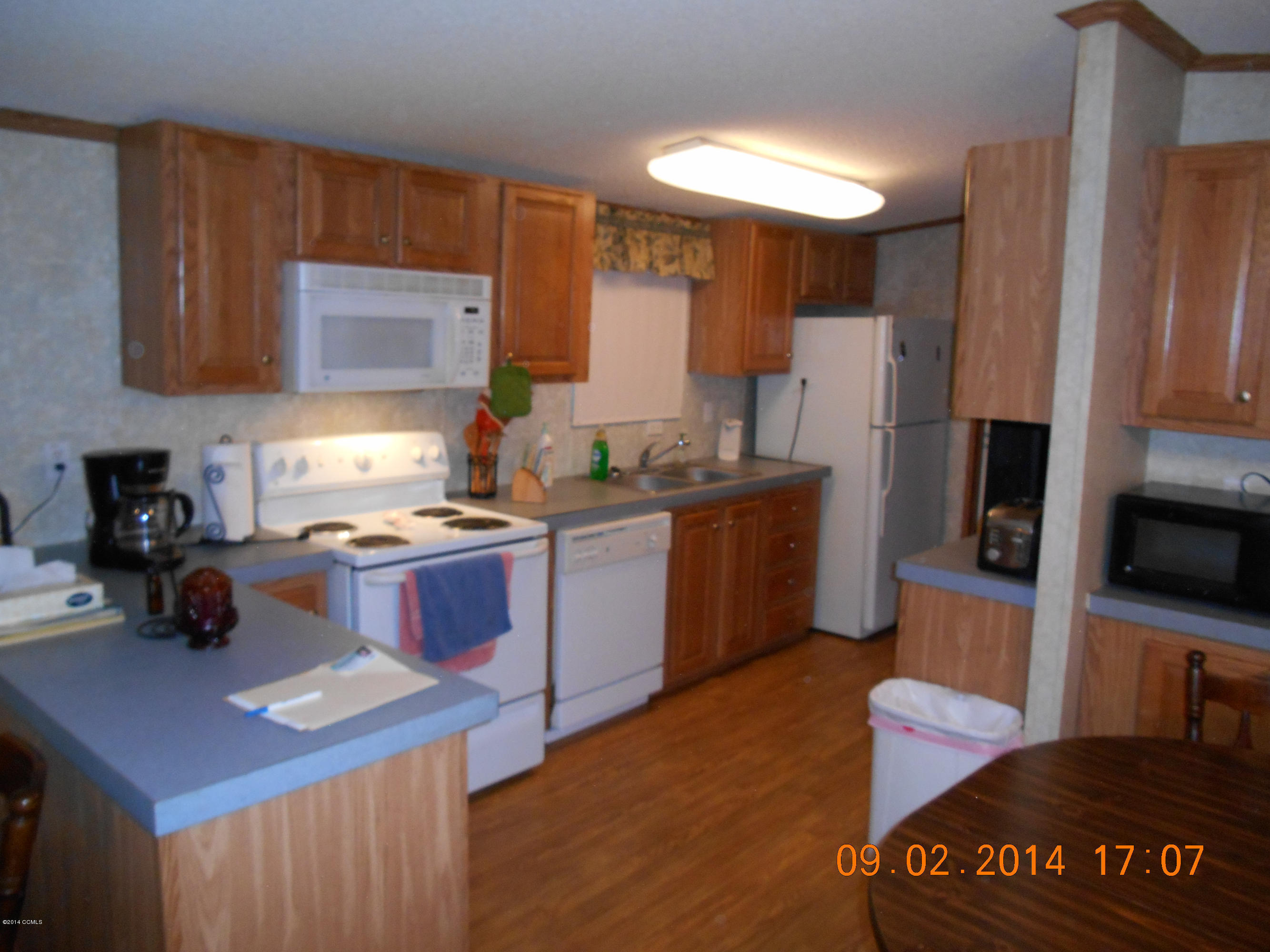 140 McCabe Road Newport, NC 28570 - Photo 5 of 21 Kitchen includes all appliances