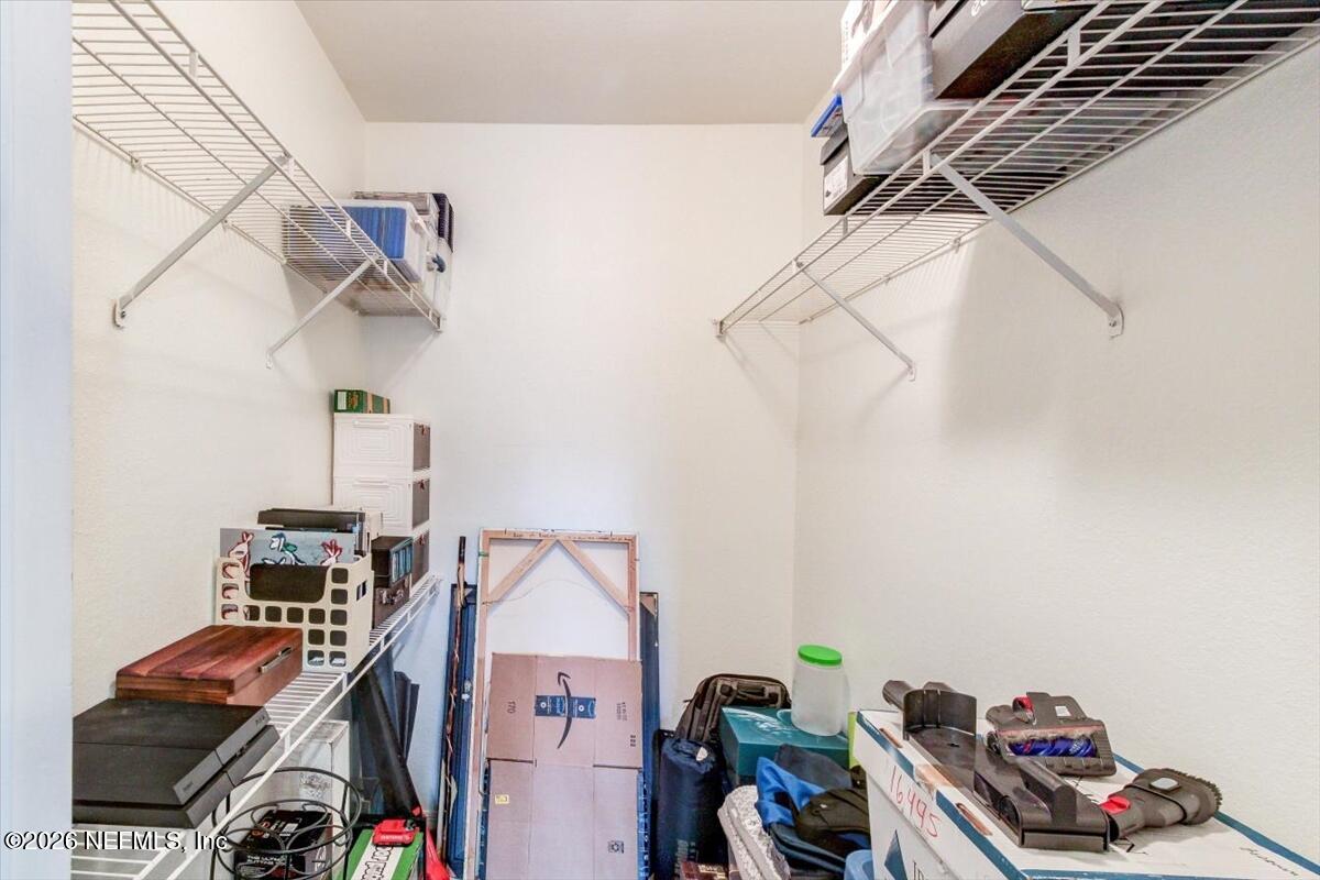 10961 Burnt Mill Road, Unit 828 Jacksonville, FL 32256 - Photo 18 of 28 Closet