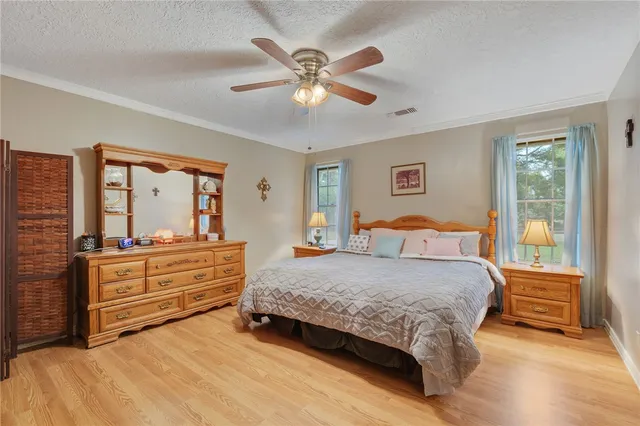 $325,000 | 503 Calvert Street, Hearne, TX 77859