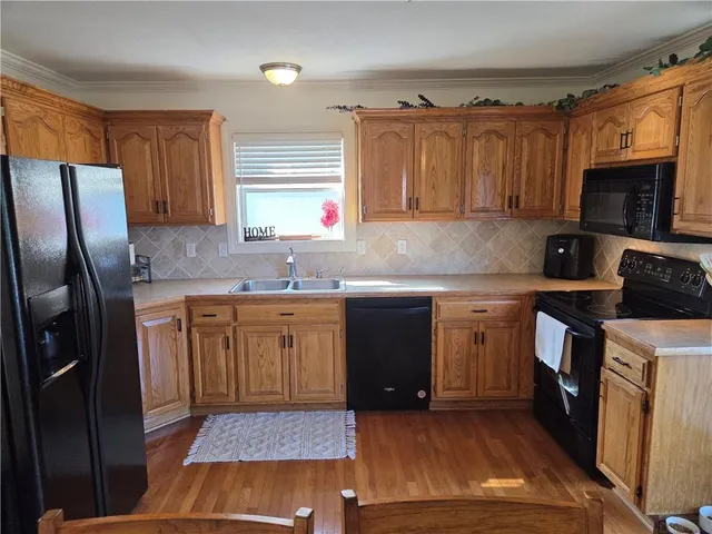 $338,000 | 1812 Lauren Lane, Kearney, MO 64060