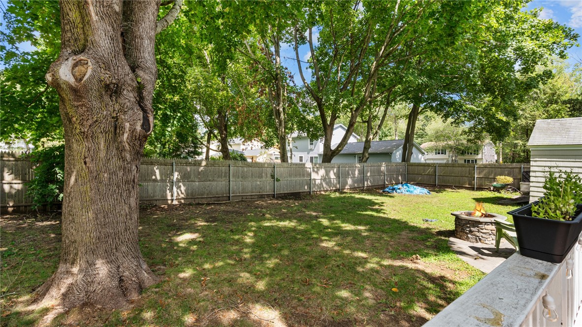 55 Massasoit Avenue Barrington, RI 02806 - Photo 22 of 24