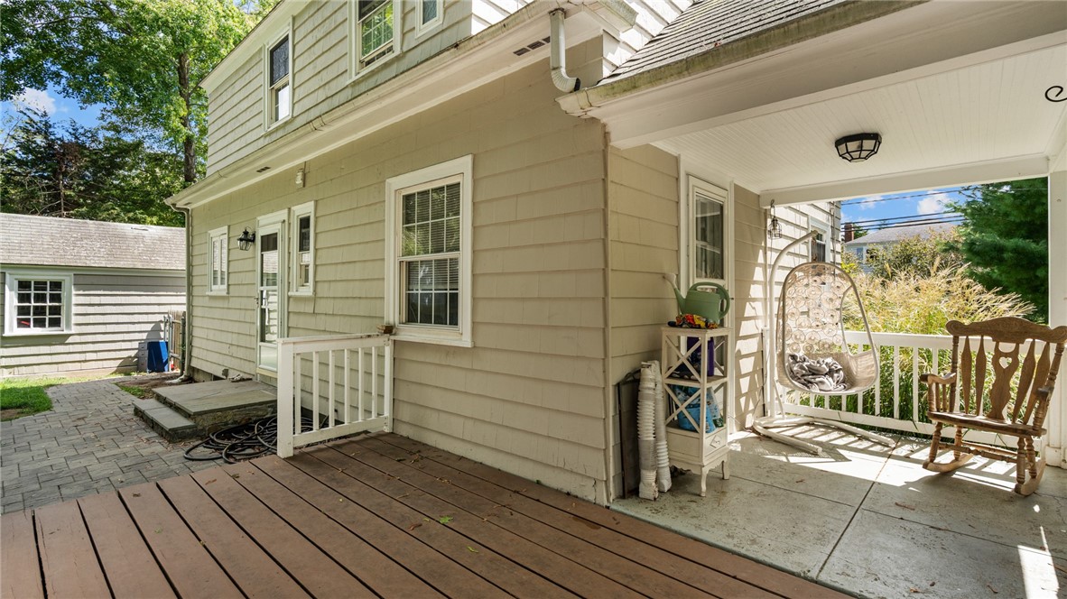 55 Massasoit Avenue Barrington, RI 02806 - Photo 24 of 24