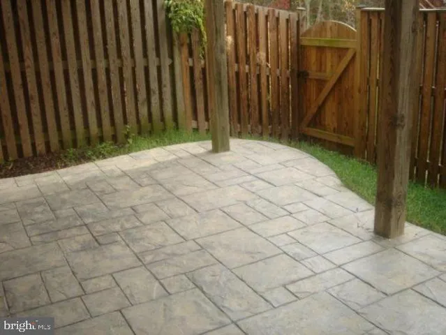 $3,350 | 43511 Evian Lane, Chantilly, VA 20152