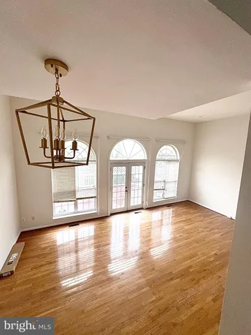 $3,350 | 43511 Evian Lane, Chantilly, VA 20152