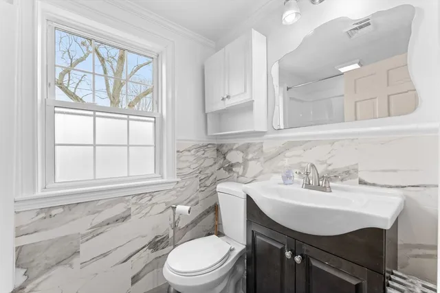 $3,800 | 20 Brae Road, Quincy, MA 02169