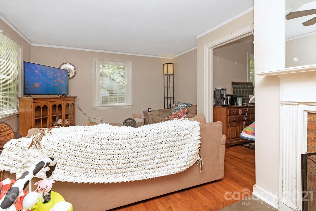 59 Fisher Road, Unit 1 Brevard, NC 28712 - Photo 4 of 15 Gallery Image 4