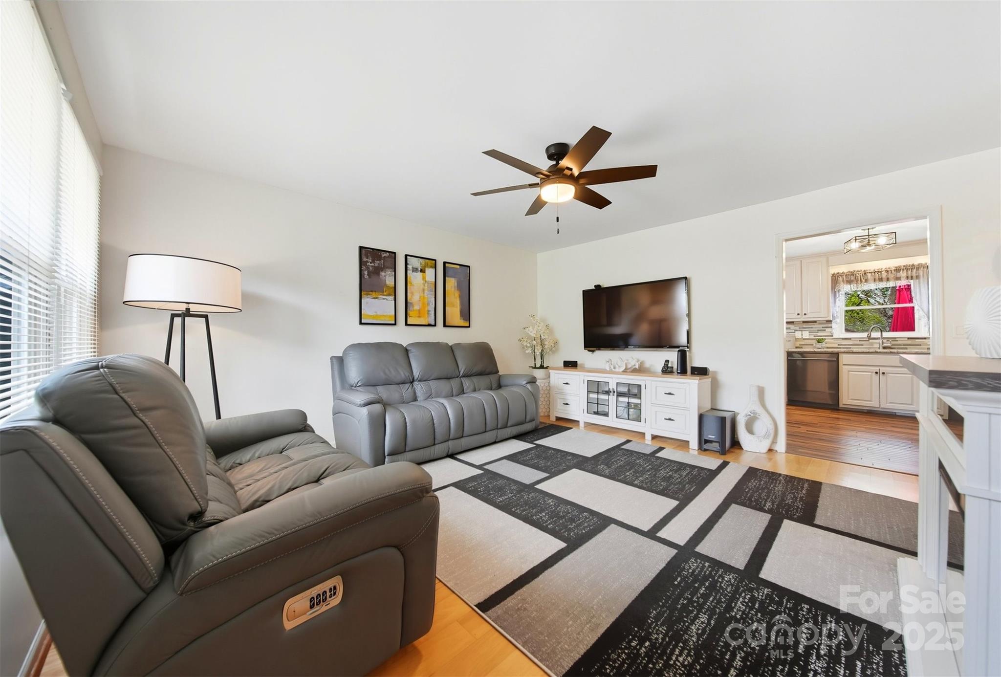 5647 Valley Field Road Southeast Hickory, NC 28602 - Photo 5 of 28 Gallery Image 5