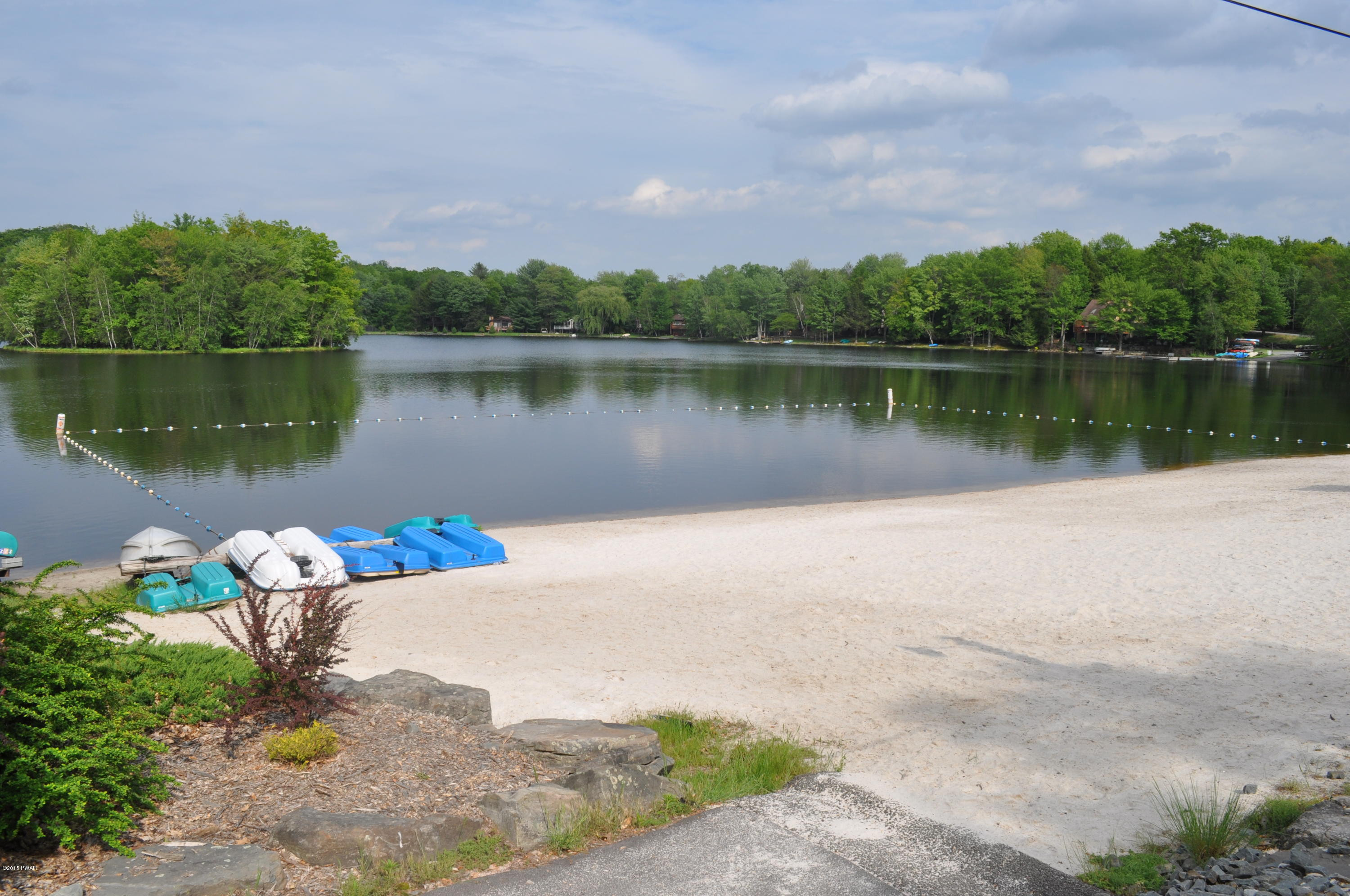 4 Boat House Road Lake Ariel, PA 18436 - Photo 3 of 5