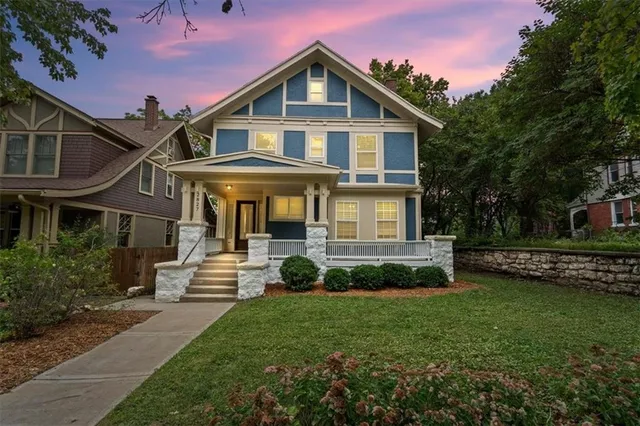 $519,000 | 2827 Campbell Street, Kansas City, MO 64109