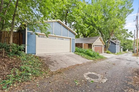 $519,000 | 2827 Campbell Street, Kansas City, MO 64109