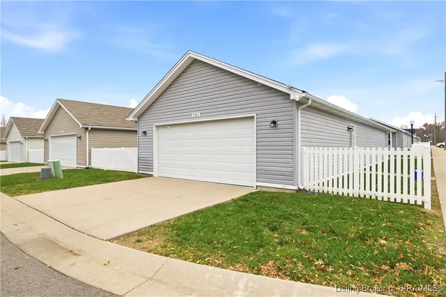 $175,000 | 101 Jackson Way, Charlestown, IN 47111