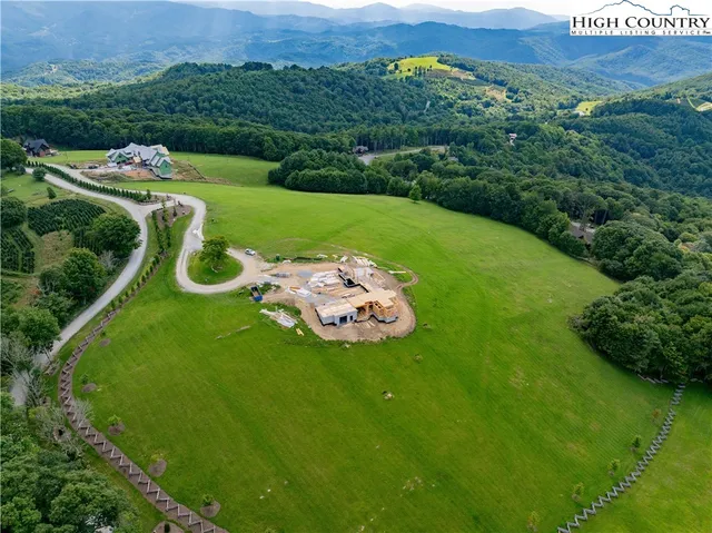 $550,000 | Rs1 Rs1 Skywest Parkway, Elk Park, NC 28622