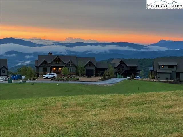 $550,000 | Rs1 Rs1 Skywest Parkway, Elk Park, NC 28622