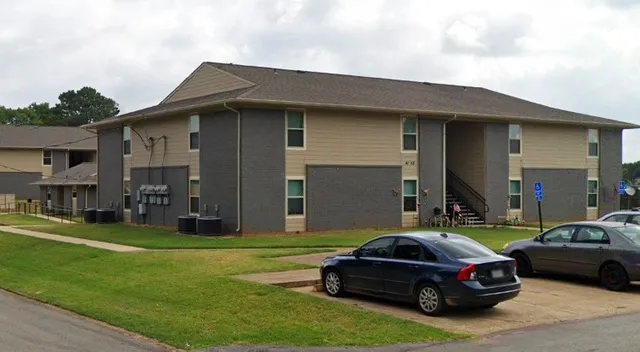 $536 | 502 West Main Street, Whitehouse, TX 75791