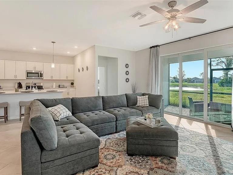 10896 Pinot Drive Venice, FL 34293 - Photo 14 of 37