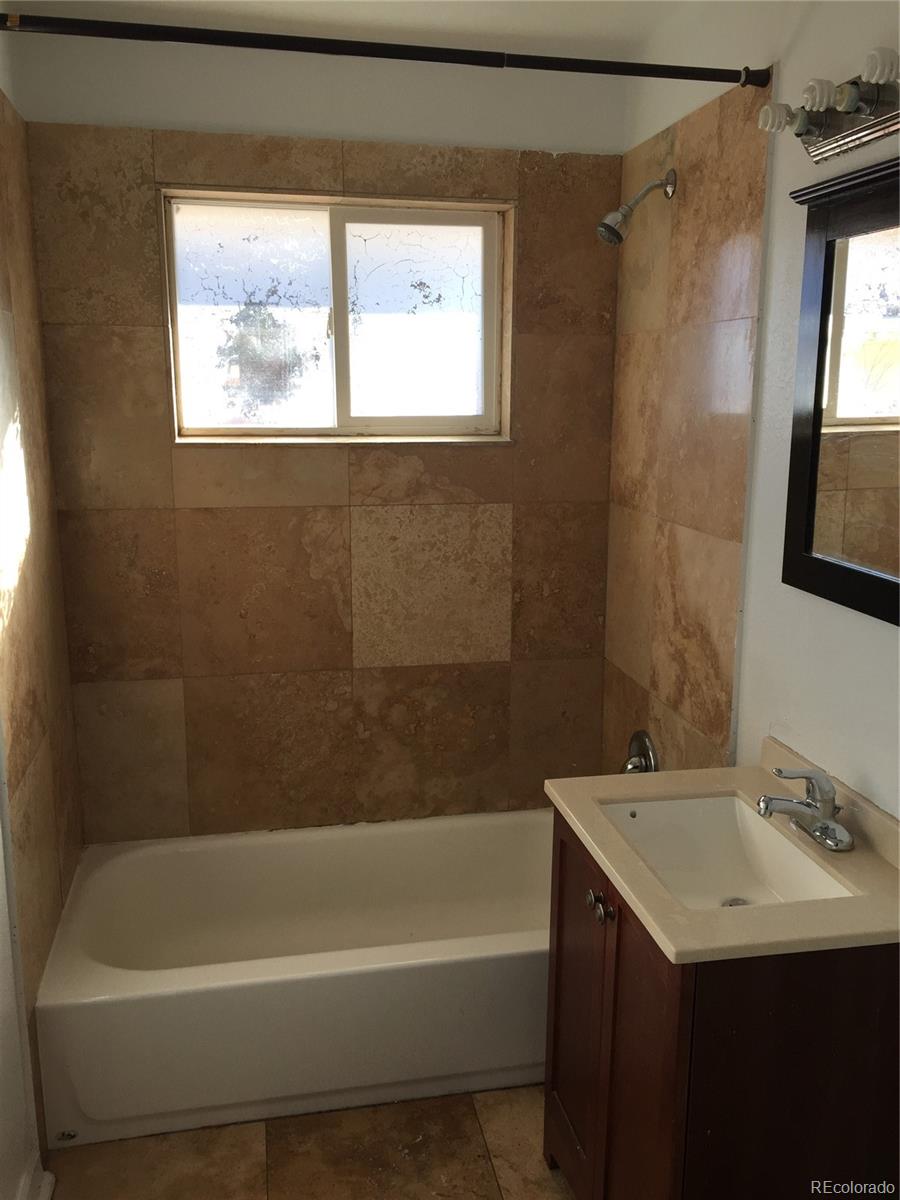 3692 Glencoe Street Denver, CO 80207 - Photo 11 of 12