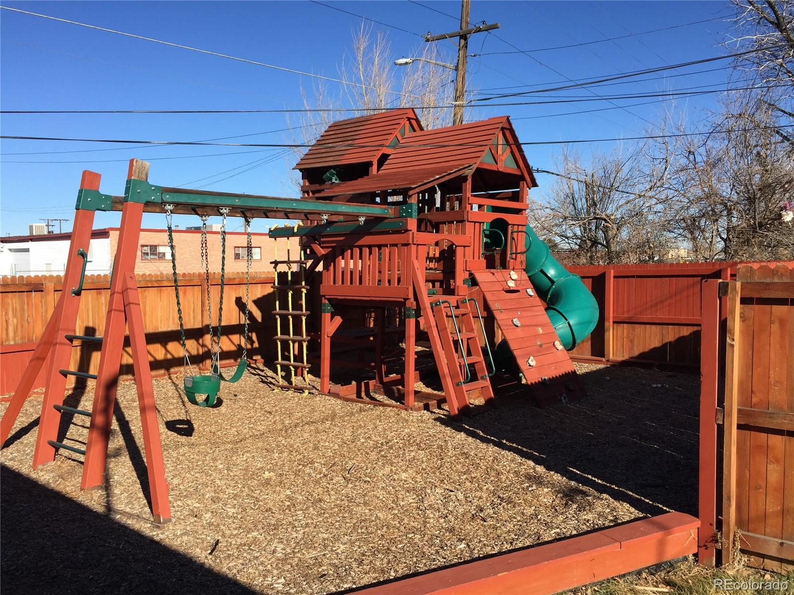 3692 Glencoe Street Denver, CO 80207 - Photo 5 of 12