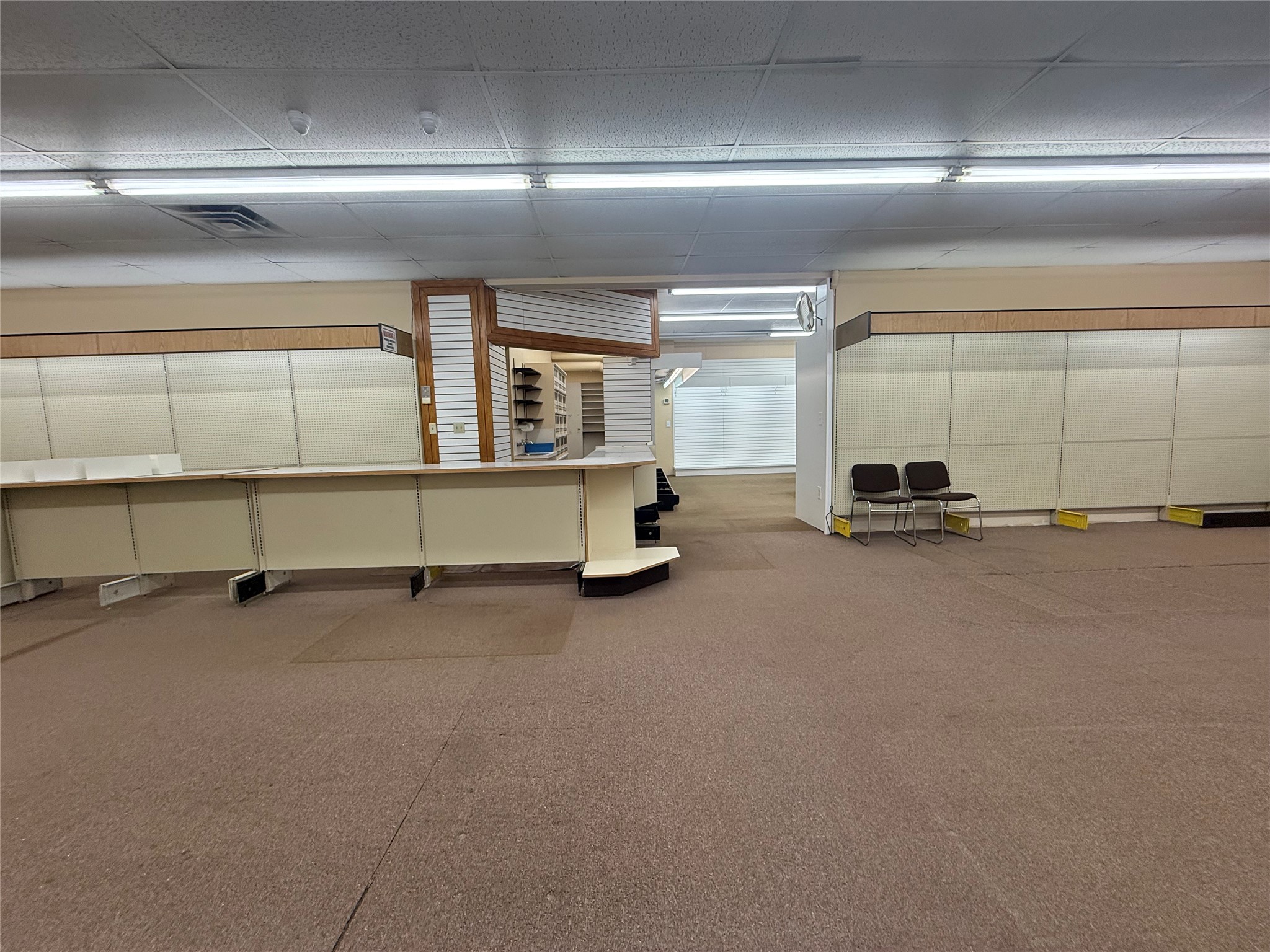 101 West Main Street Endicott, NY 13760 - Photo 16 of 38