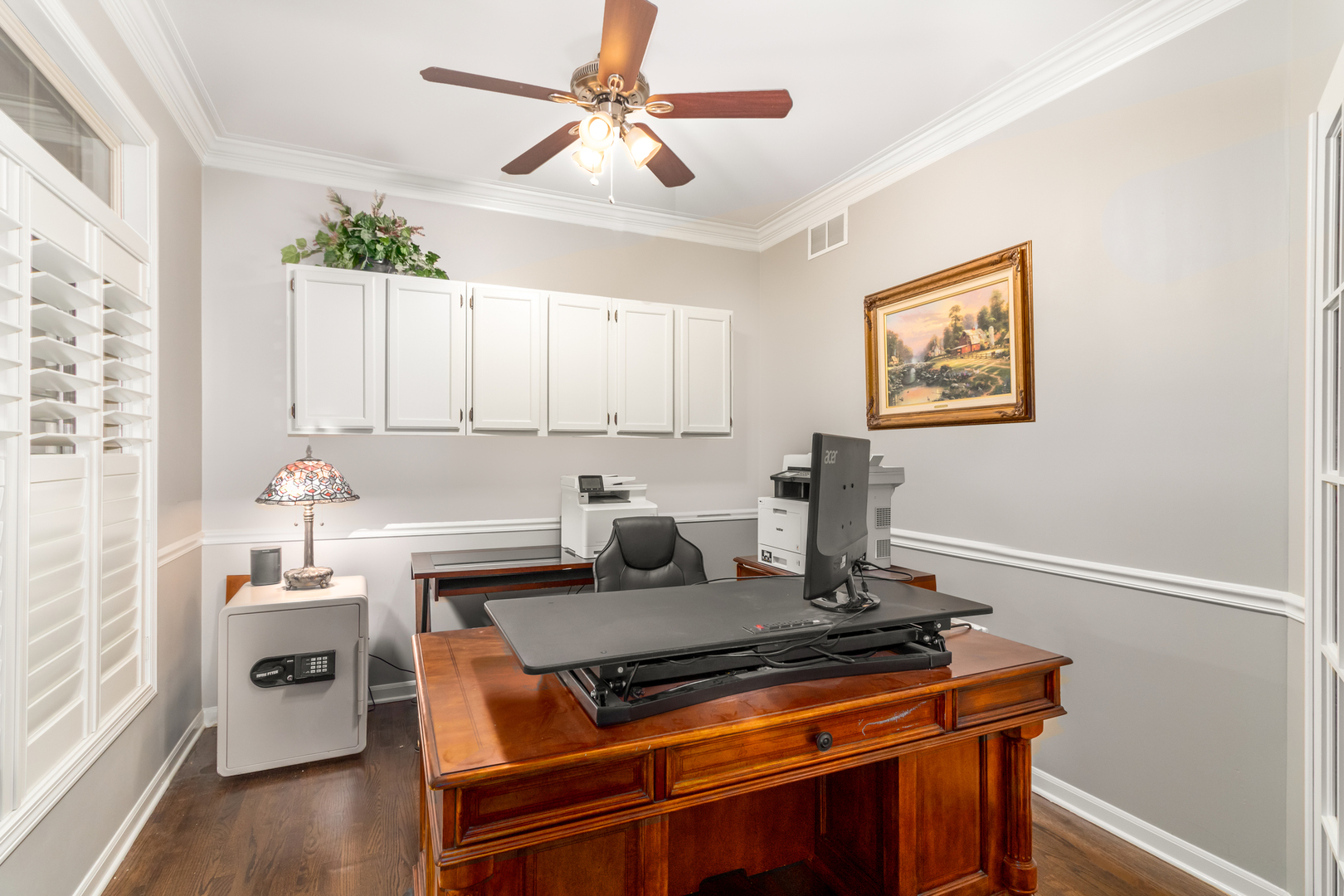 13130 Sunderlin Road Plainfield, IL 60585 - Photo 12 of 33 a view of dining room with furniture and wooden floor