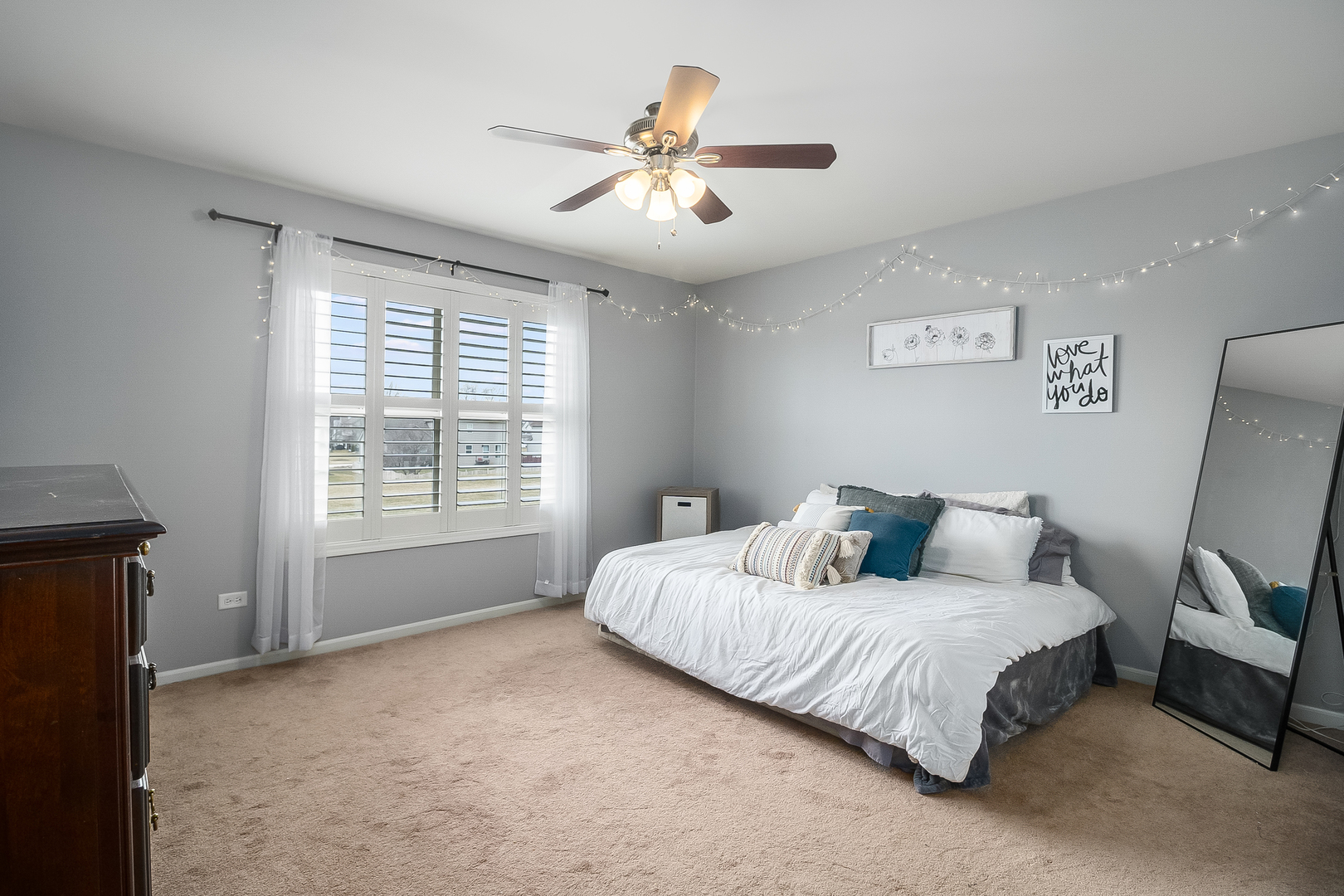 13130 Sunderlin Road Plainfield, IL 60585 - Photo 20 of 33 a bedroom with a bed and a window