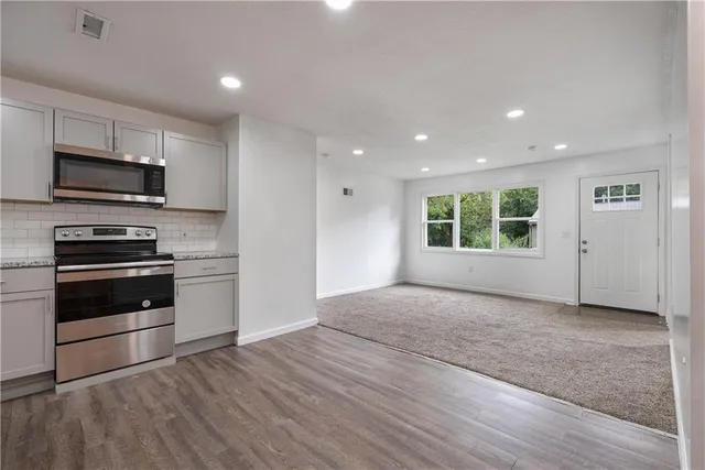 $165,000 | 610 Elm Street, Knob Noster, MO 65336