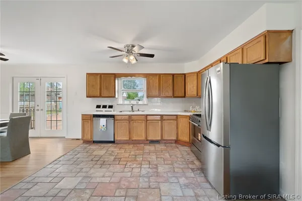 $275,000 | 407 Hemlock Road, Jeffersonville, IN 47130